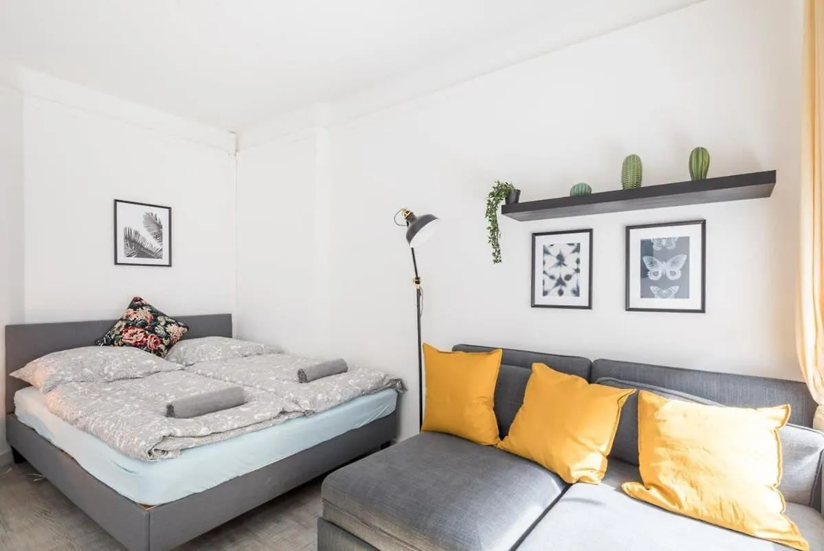 Two Bedroom Apartment And Bathrooms Hamburg Germany