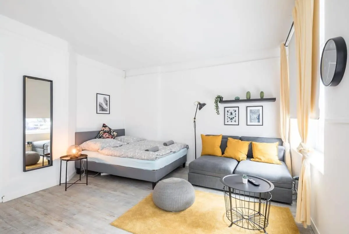 Two Bedroom Apartment And Bathrooms location